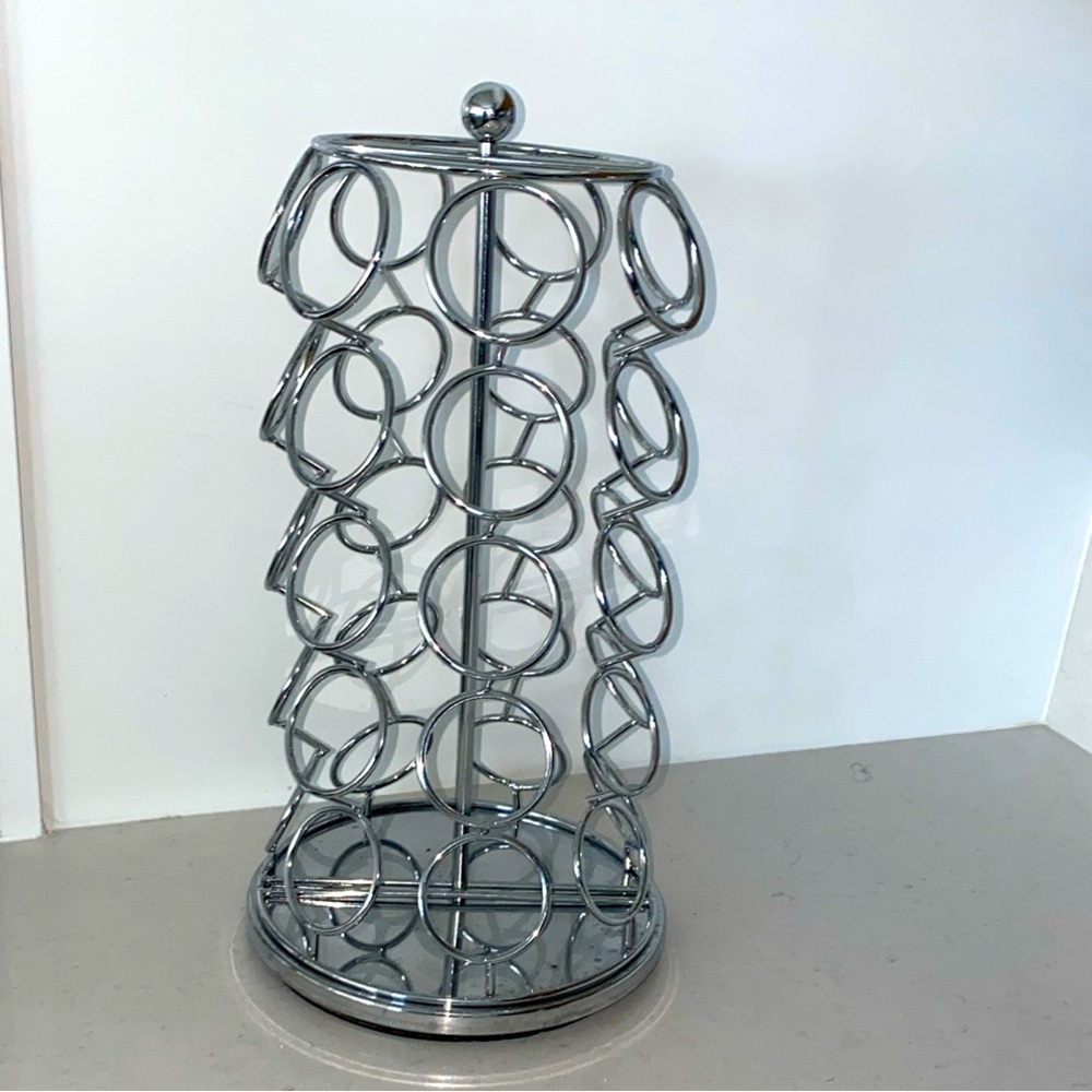 silver Keurig coffee K cup carousel K cup organizer holds 28 K‎